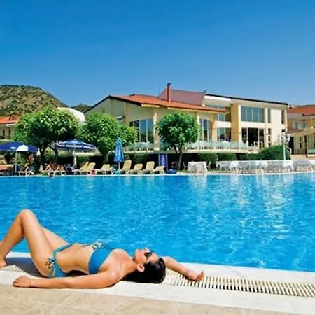 Lycus River Thermal Hotel
