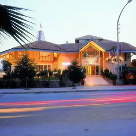 リカス リバー サーマル パムッカレ