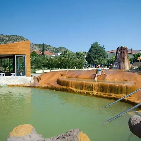 リカス リバー サーマル ホテル