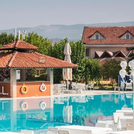 ホテル リカス リバー サーマル パムッカレ