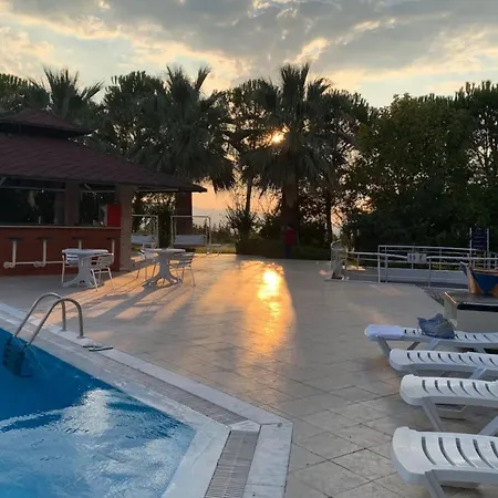 リカス リバー サーマル ホテル