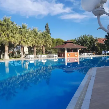 ホテル リカス リバー サーマル パムッカレ