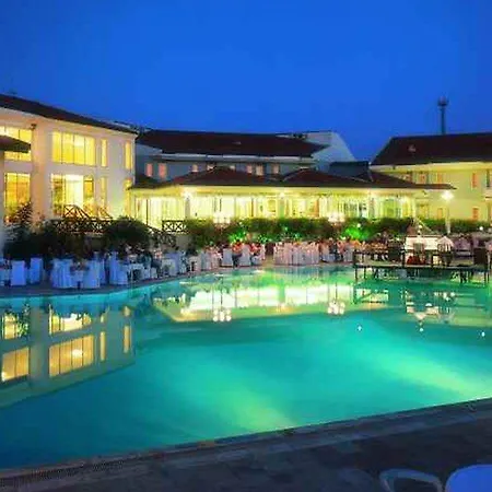 リカス リバー サーマル ホテル 5*