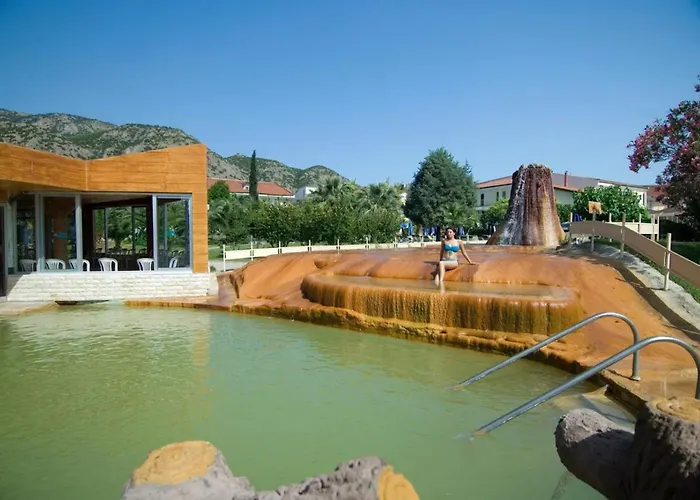 Lycus River Thermal Hotel