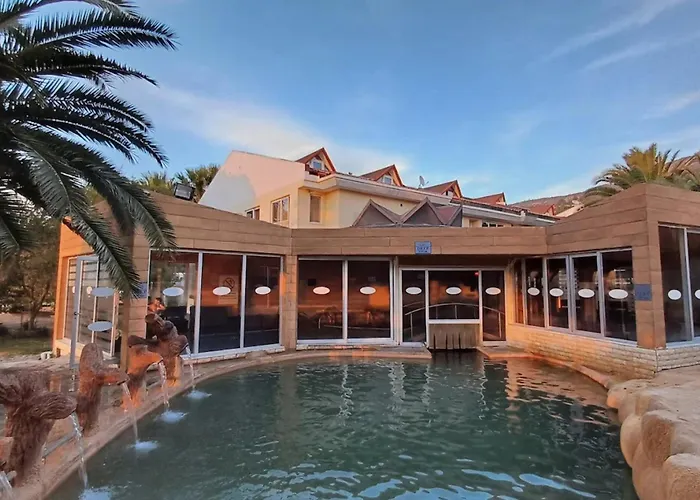 Lycus River Thermal Hotel