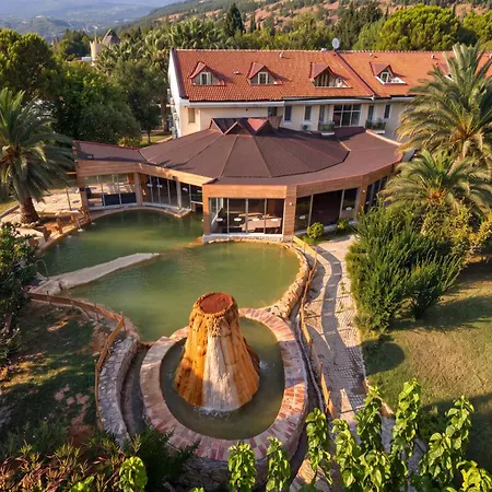 Lycus River Thermal Hotel
