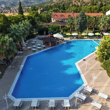 Lycus River Thermal Hotel